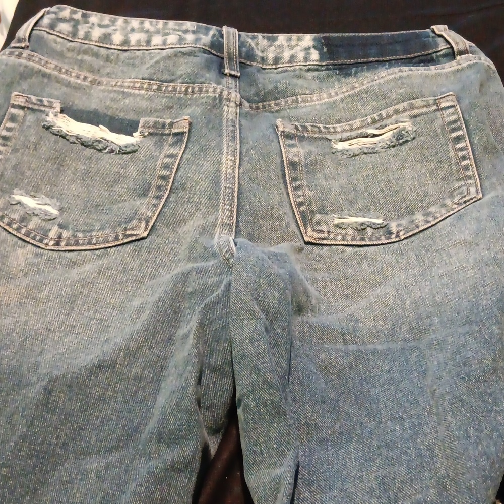 Jeans - Picture 3 of 4